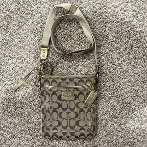 COACH Crossbody Messenger Bag!